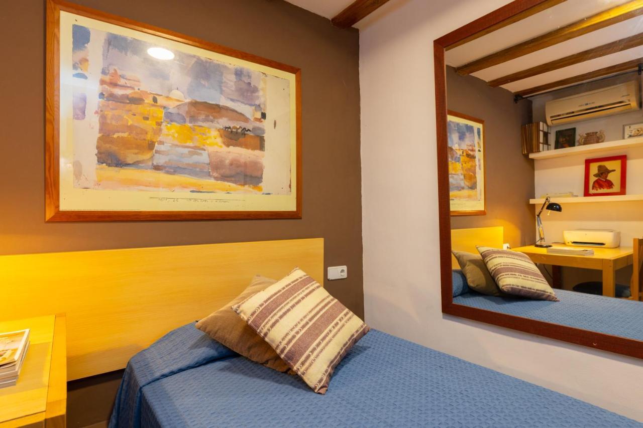 Aparteasy - Central Gracia Apartments برشلونة المظهر الخارجي الصورة