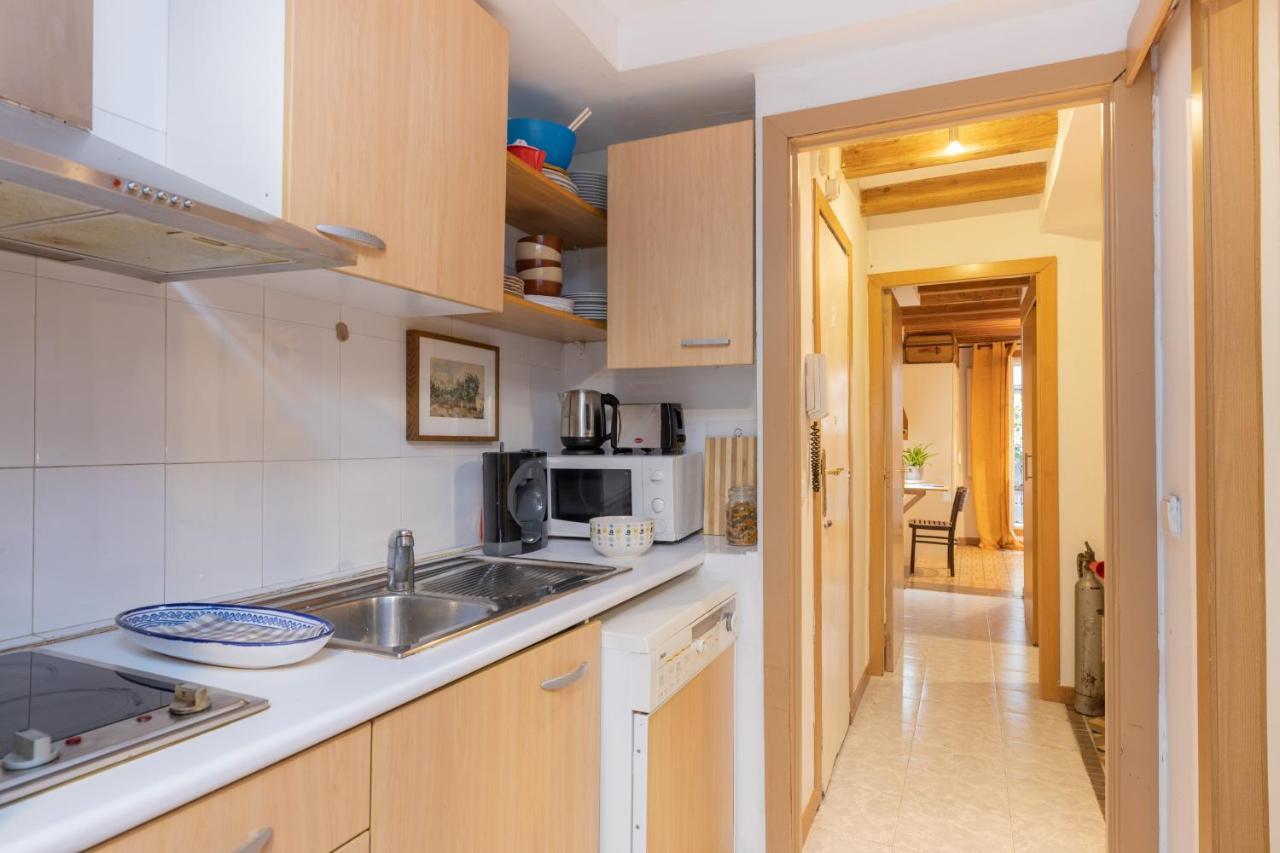 Aparteasy - Central Gracia Apartments برشلونة المظهر الخارجي الصورة