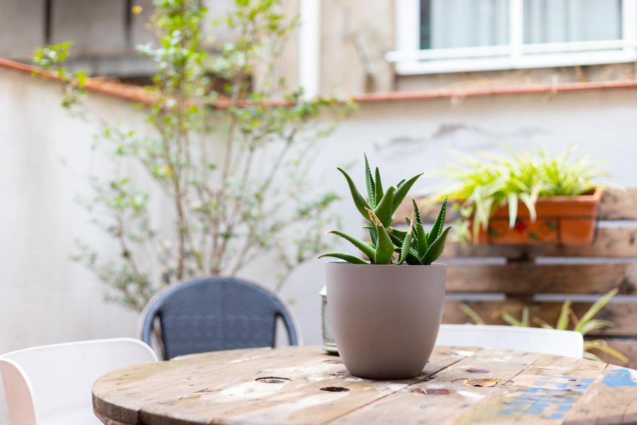 Aparteasy - Central Gracia Apartments برشلونة المظهر الخارجي الصورة
