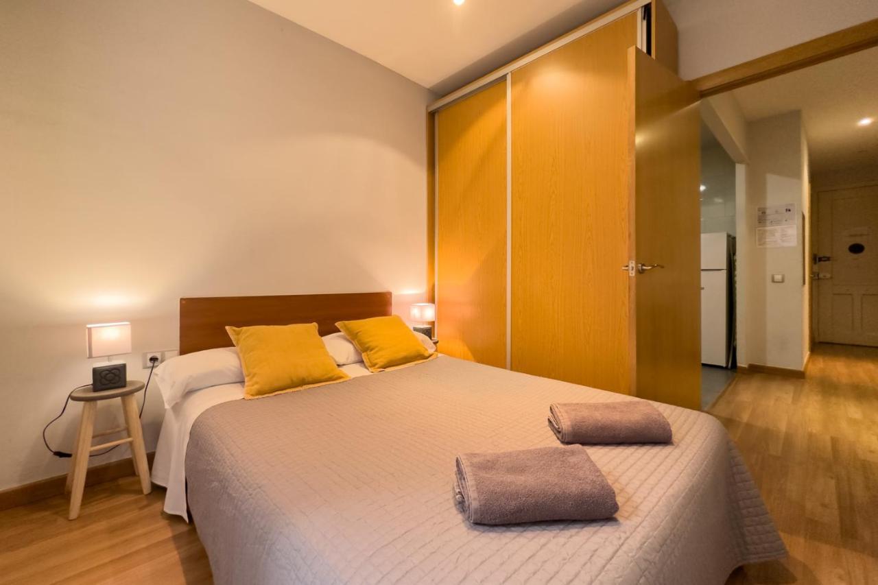 Aparteasy - Central Gracia Apartments برشلونة المظهر الخارجي الصورة