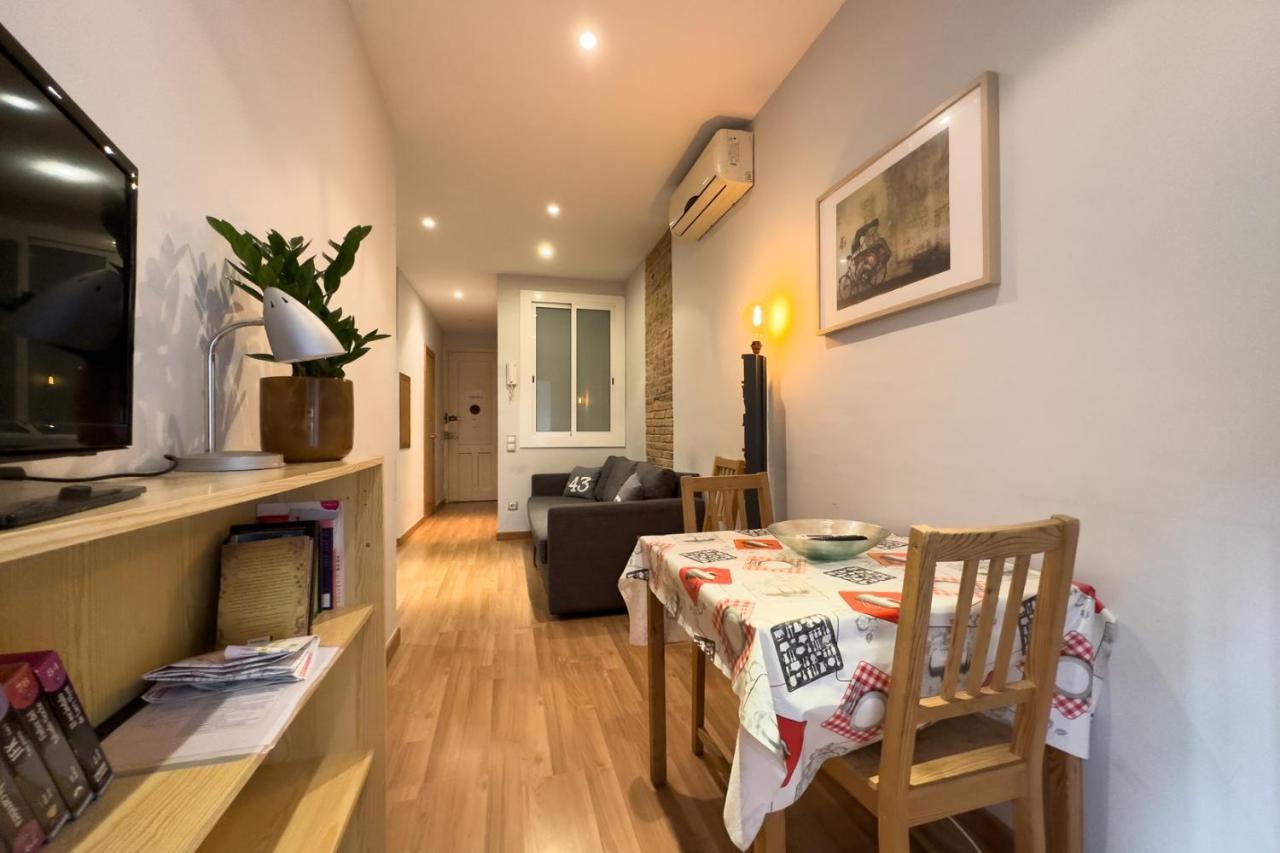Aparteasy - Central Gracia Apartments برشلونة المظهر الخارجي الصورة