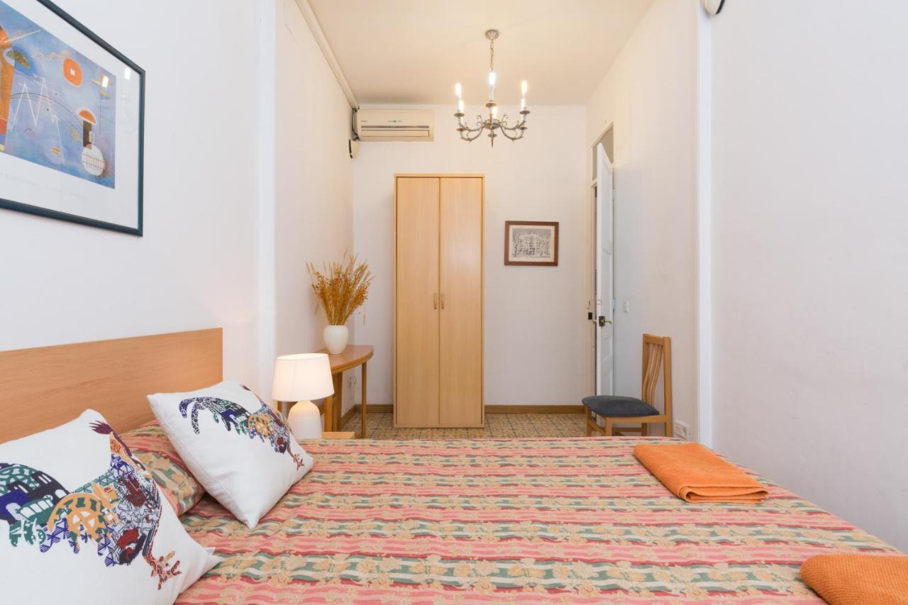 Aparteasy - Central Gracia Apartments برشلونة المظهر الخارجي الصورة
