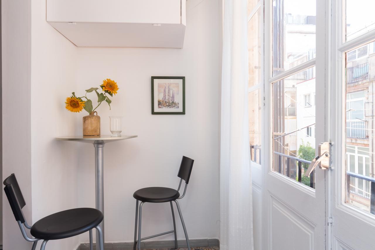Aparteasy - Central Gracia Apartments برشلونة المظهر الخارجي الصورة